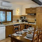 Vakantiehuis Mountain View - 3-bedroom, Air-conditioned In *